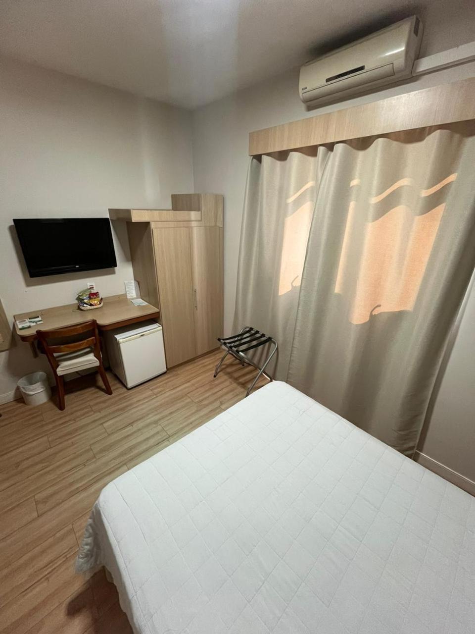 Hotel Serra De Жундиаи Экстерьер фото